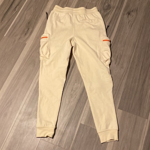 Men’s joggers size S - Picture 2 of 3
